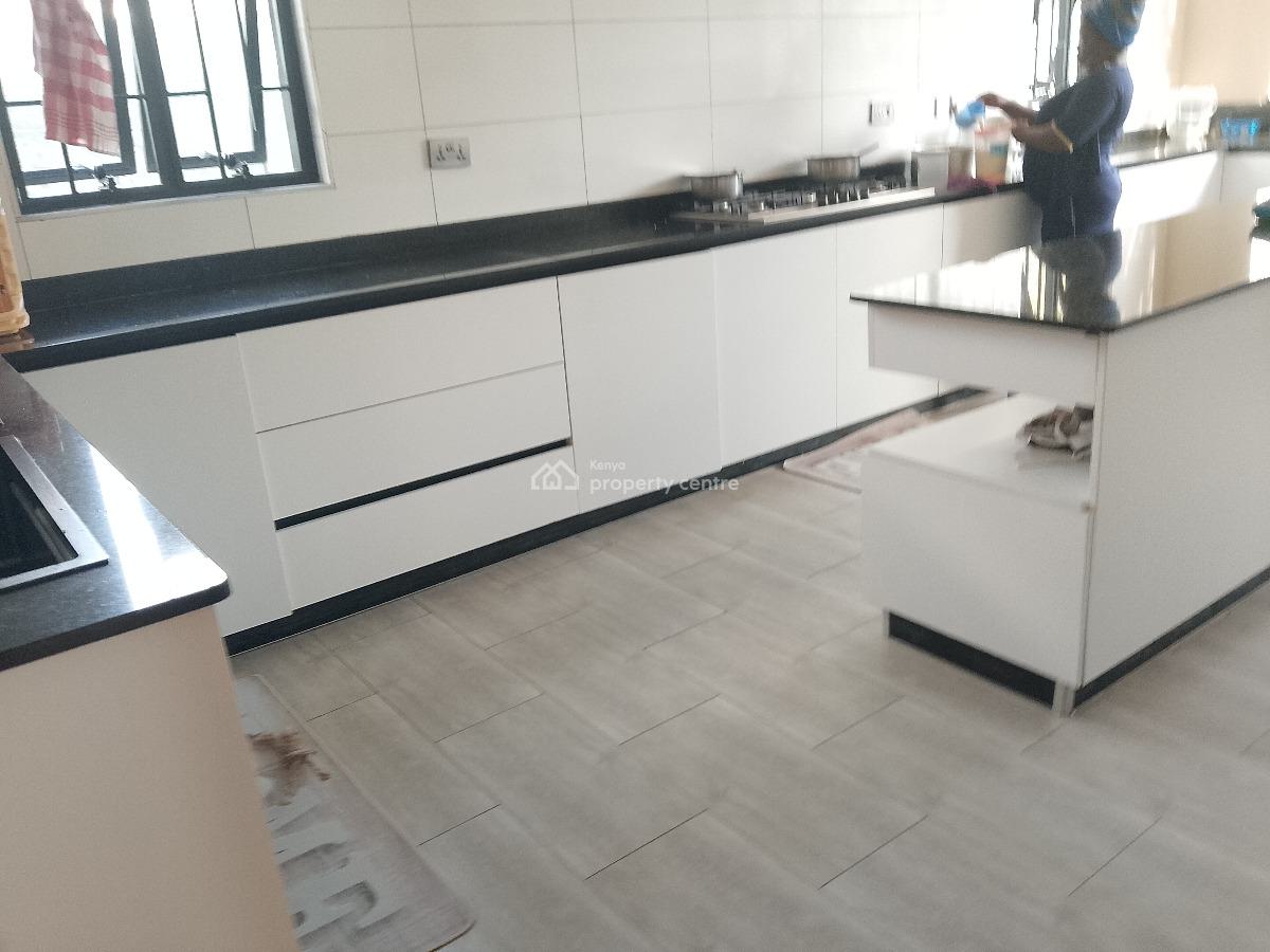 7 Bedroom House, Ndege Road, Karen, Nairobi, Townhouse for Sale