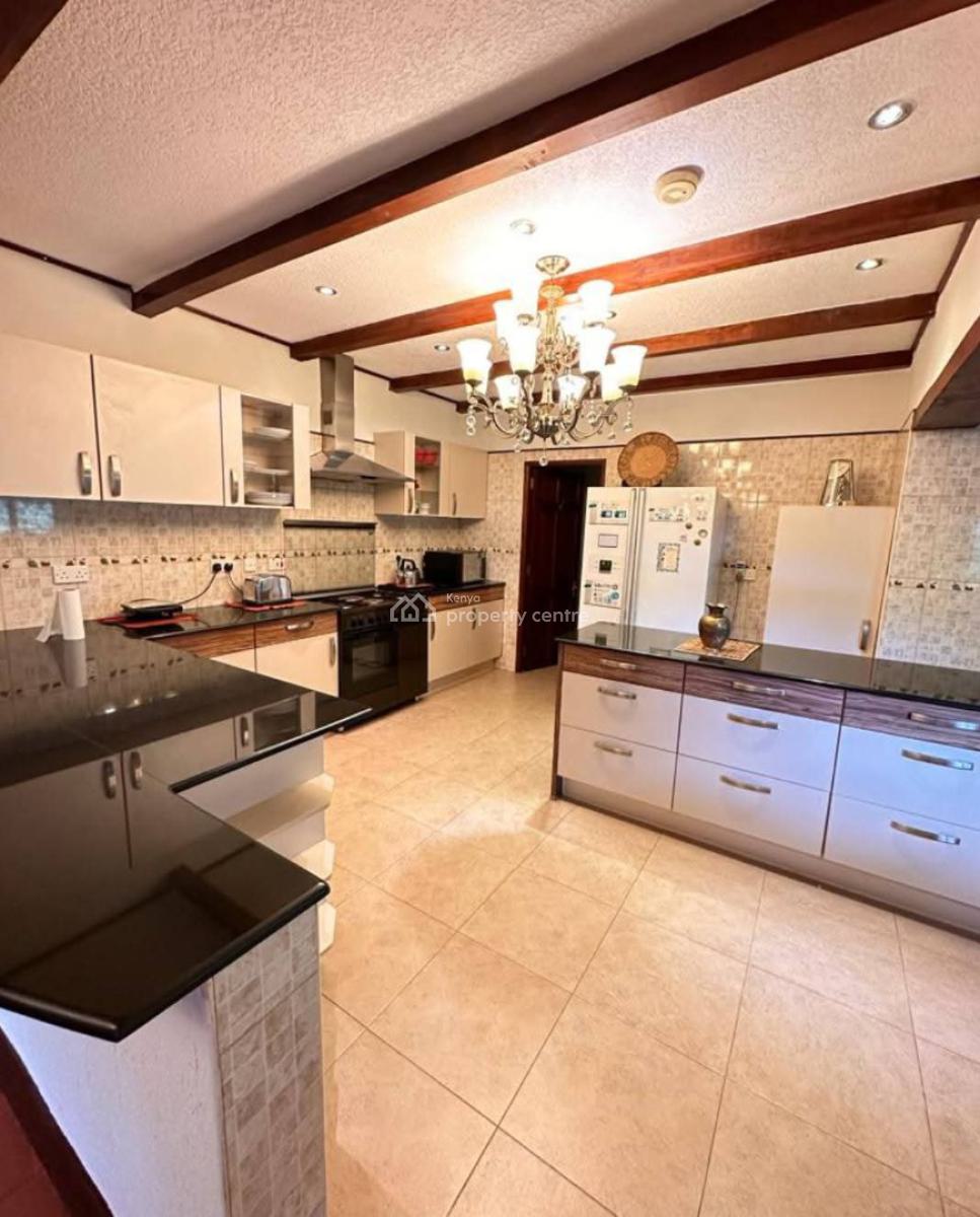 Amazing 4bedroom Bungalow All Ensuite with Dsq on One Acre in Karen., Karen, Nairobi, House for Sale