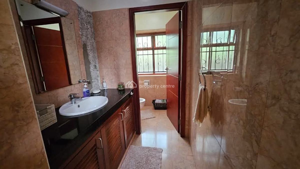 5bedroom All Ensuite Home with a Pool on Half Acre in Old Runda., Runda, Westlands, Nairobi, House for Sale