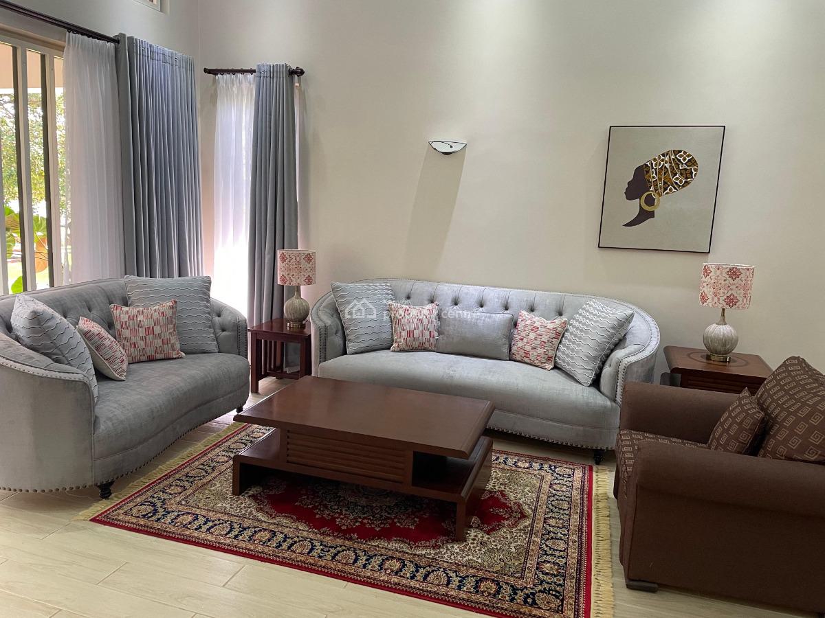 Elegant Furnished & Serviced 2 Bedrooms House with Mature Garden, Runda, Runda, Westlands, Nairobi, House for Rent