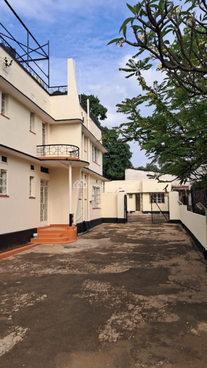 8 Bedrooms Plus 2 Dsq Villa on 1/4 Acre, Milimani, Market Milimani, Kisumu, House for Rent