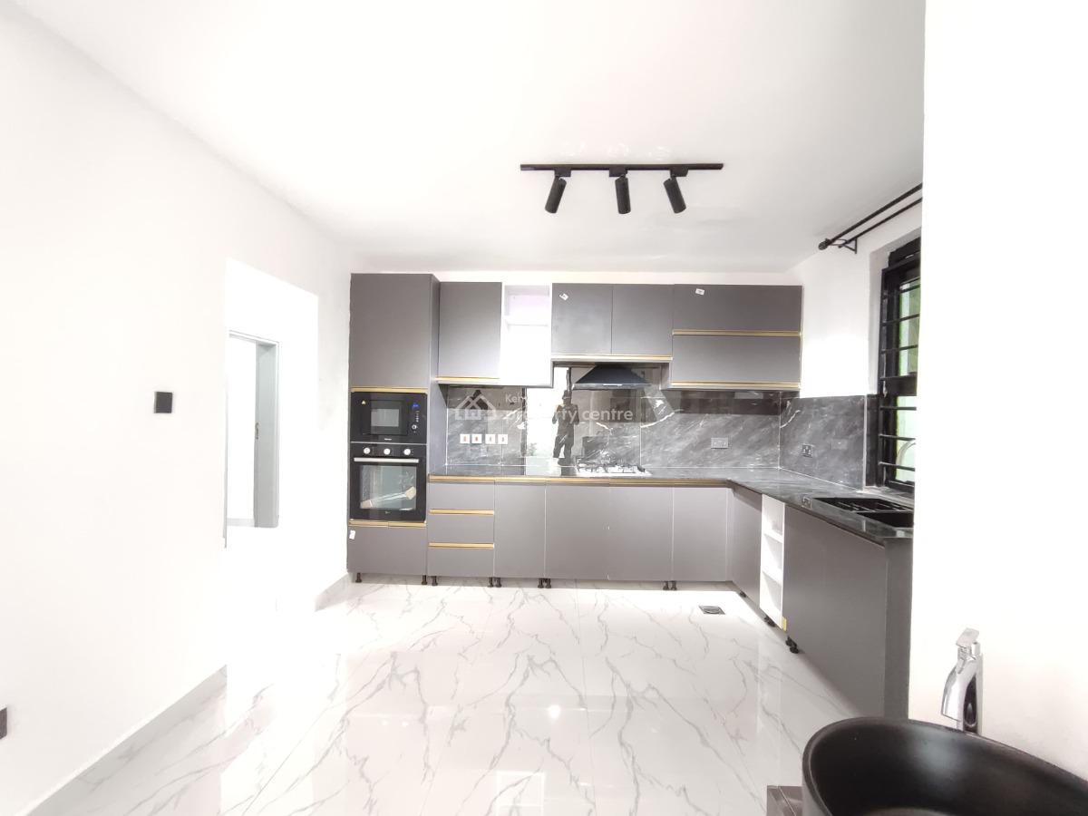 5 Bedroom Town House with Attached Sq All Ensuite in a Controlled Gate, Ruiru, Ruiru, Kiambu, Townhouse for Sale