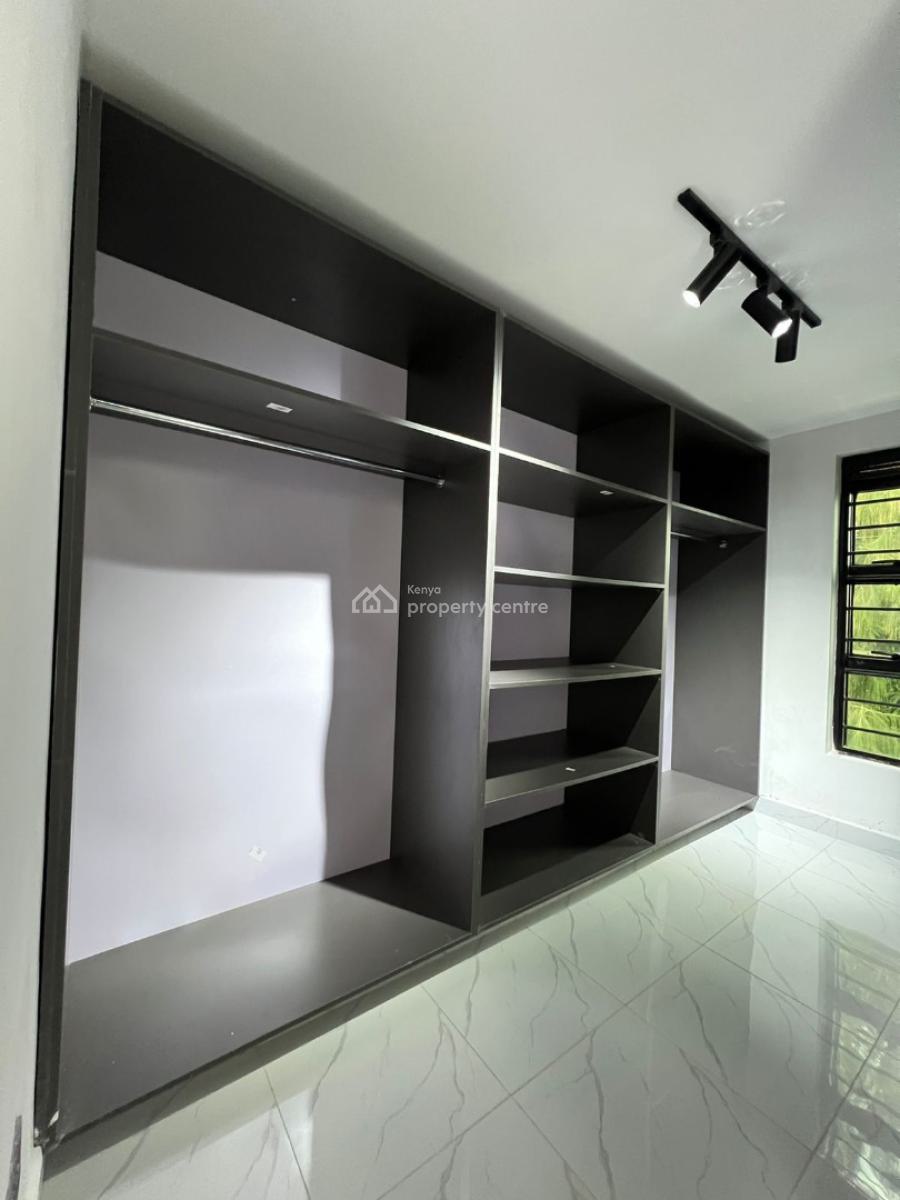 5 Bedroom Town House with Attached Sq All Ensuite in a Controlled Gate, Ruiru, Ruiru, Kiambu, Townhouse for Sale