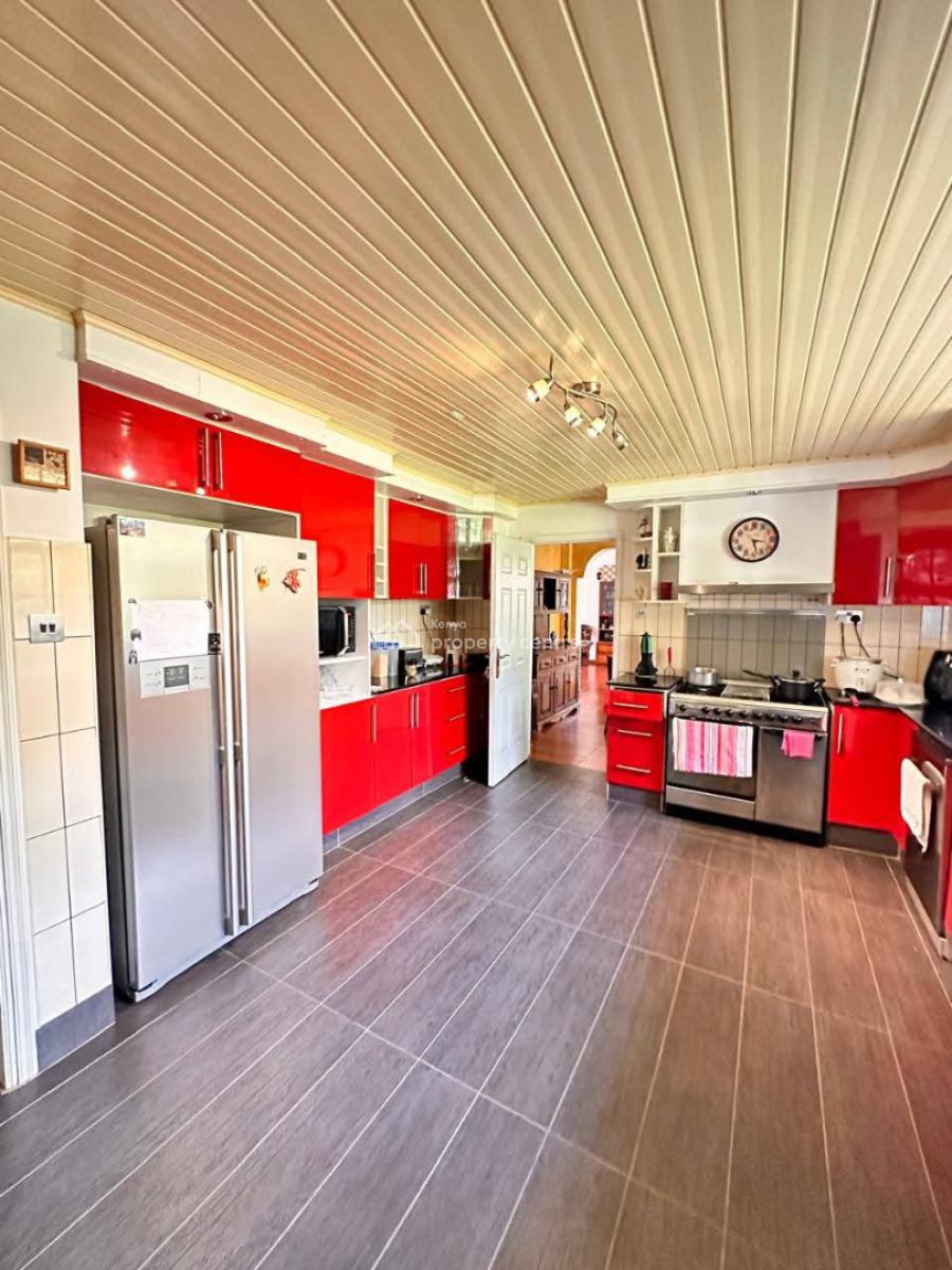 4 Bedroom Home All Ensuite with Dsq on Half Acre Near Galleria Karen., Karen, Nairobi, House for Sale