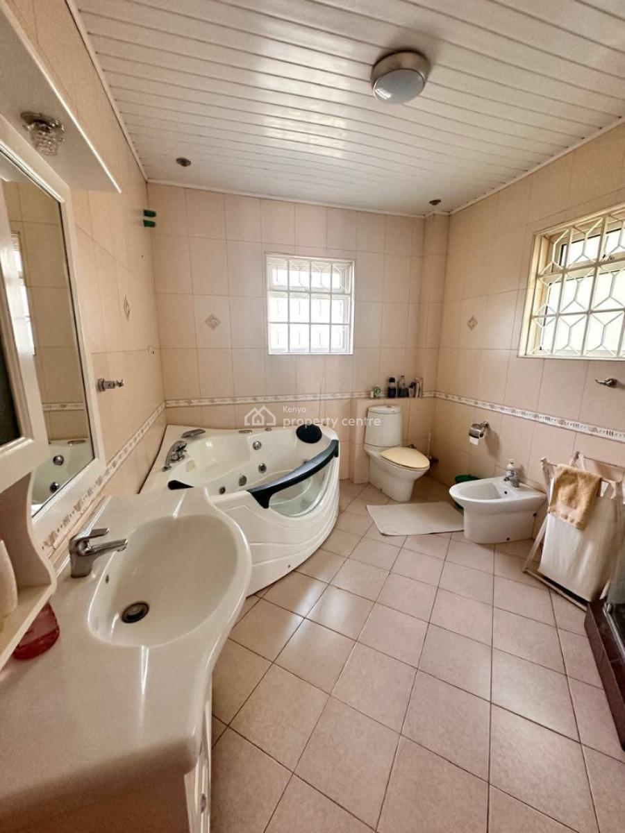 4 Bedroom Home All Ensuite with Dsq on Half Acre Near Galleria Karen., Karen, Nairobi, House for Sale