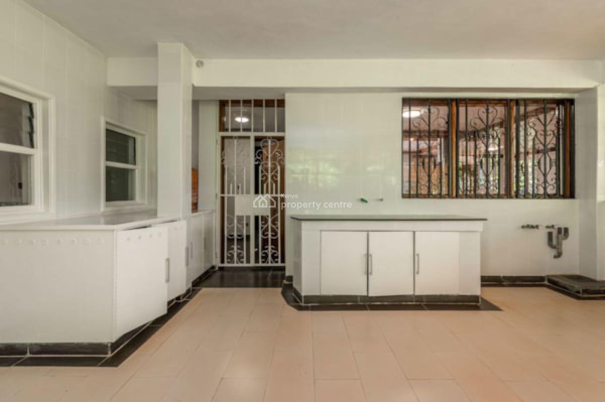 Stunning 6 Bedroom House with a 2 Bedroom Guest House in Spring Valley, Spring Valley Road, Spring Valley, Nairobi, Detached Duplex for Sale