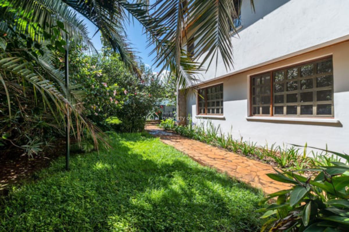 Stunning 6 Bedroom House with a 2 Bedroom Guest House in Spring Valley, Spring Valley Road, Spring Valley, Nairobi, Detached Duplex for Sale