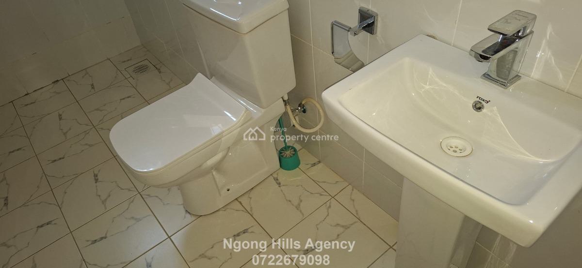 Two-bedroom Flat Forin Racecourse Ngong Road, Lenana, Kikuyu, Kiambu, Apartment for Sale