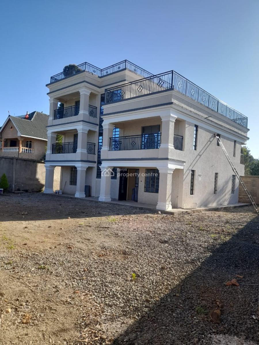 Modern 5bedroom All Ensuite House with Dsq on Eighth in Kikuyu., 500 Meters From The Tarmac Road, Kikuyu, Kiambu, House for Sale