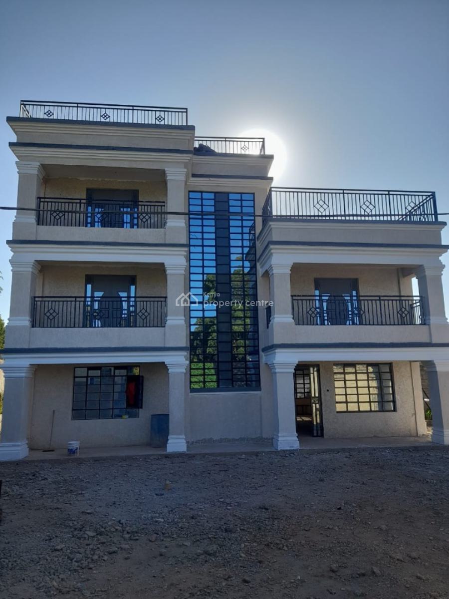 Modern 5bedroom All Ensuite House with Dsq on Eighth in Kikuyu., 500 Meters From The Tarmac Road, Kikuyu, Kiambu, House for Sale