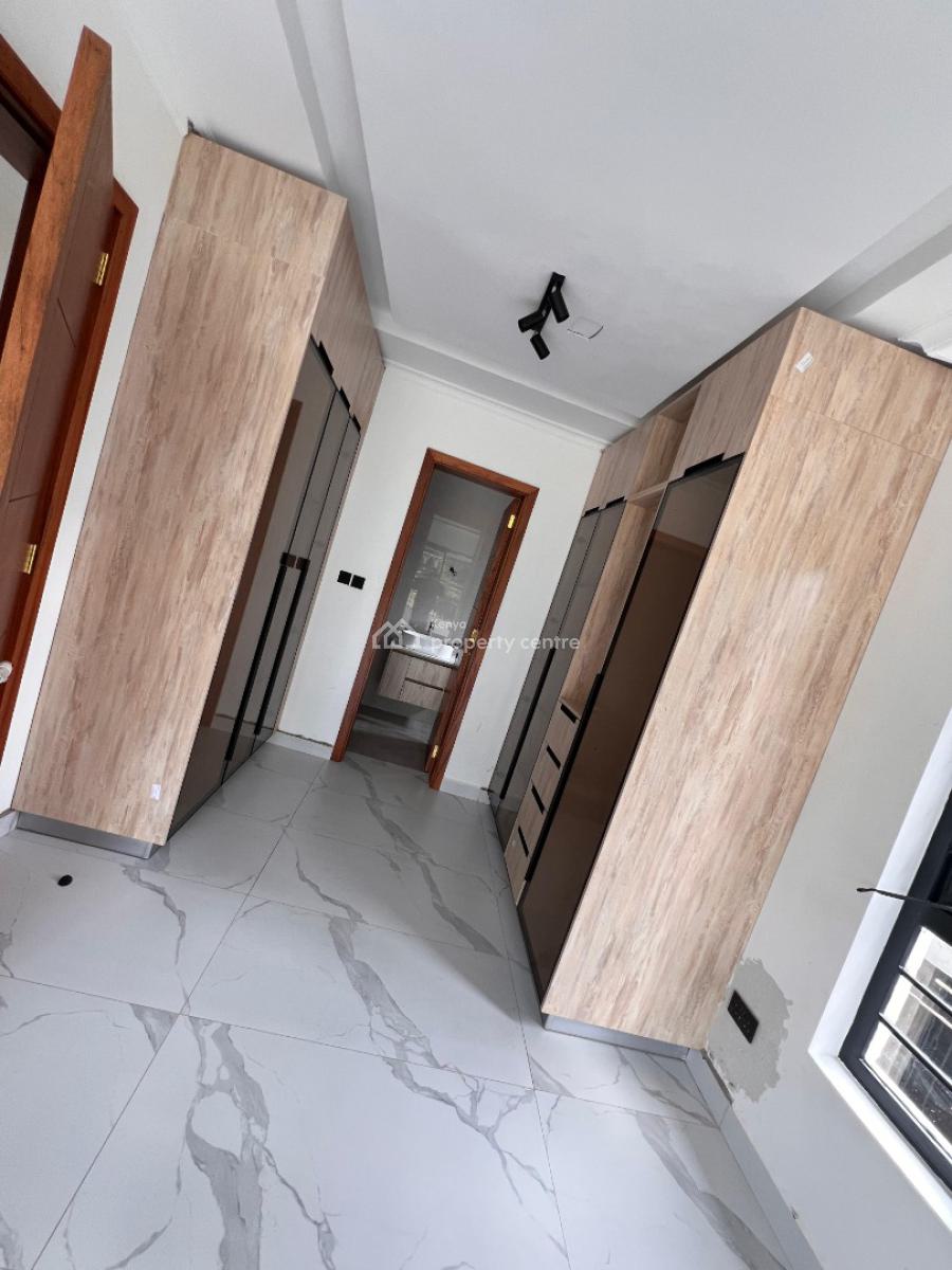 Contemporary Modern 6bedroom Maisonette All Ensuite Muhuri Rd Kikuyu., 200meters From Muhuri Road, Kikuyu, Kiambu, House for Sale