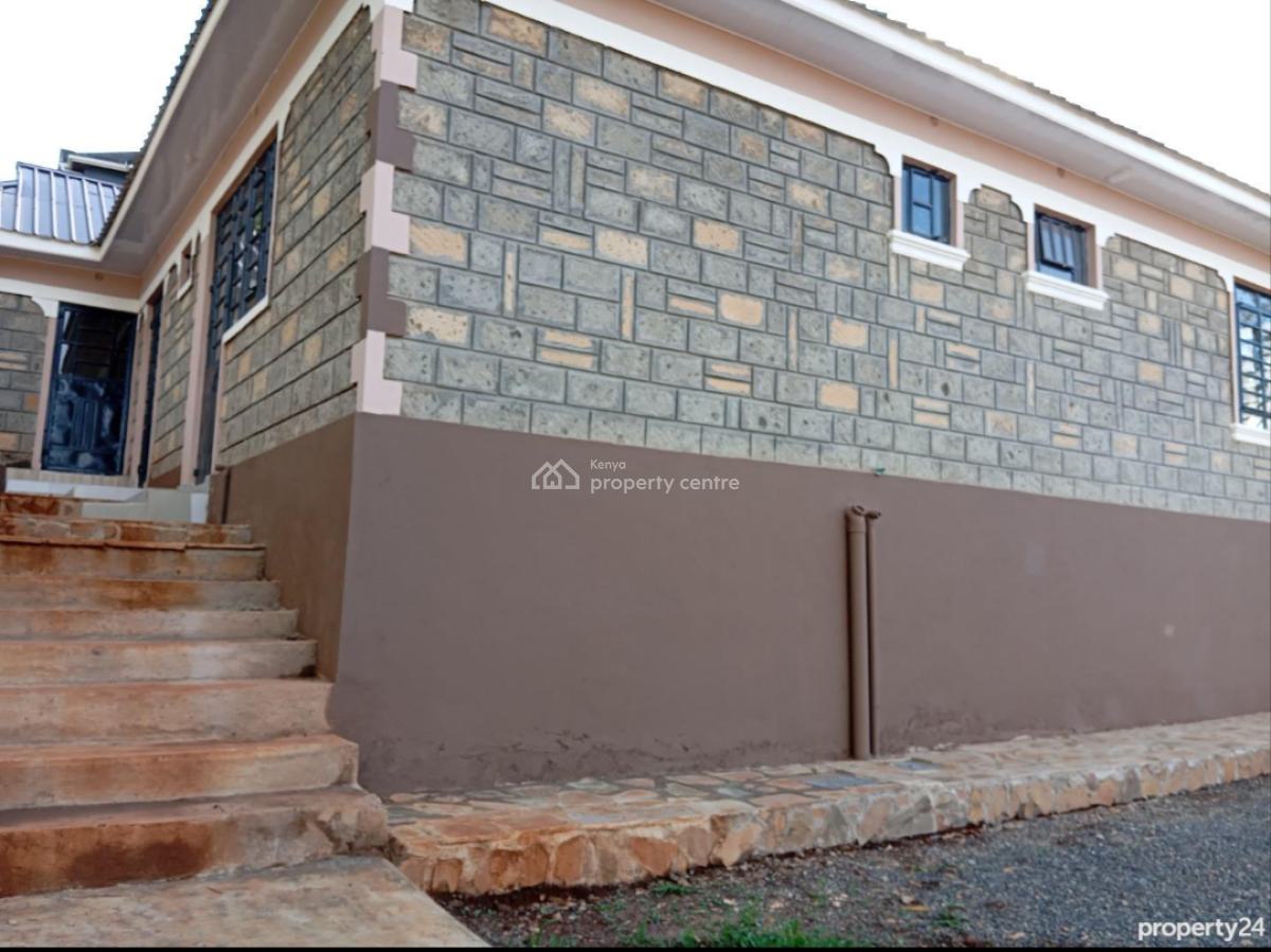 Amazing 3bedroom Bungalow All Ensuite Sq on Eighth in Ngong., 300 Meters From The Tarmac Road, Ngong, Kajiado, House for Sale