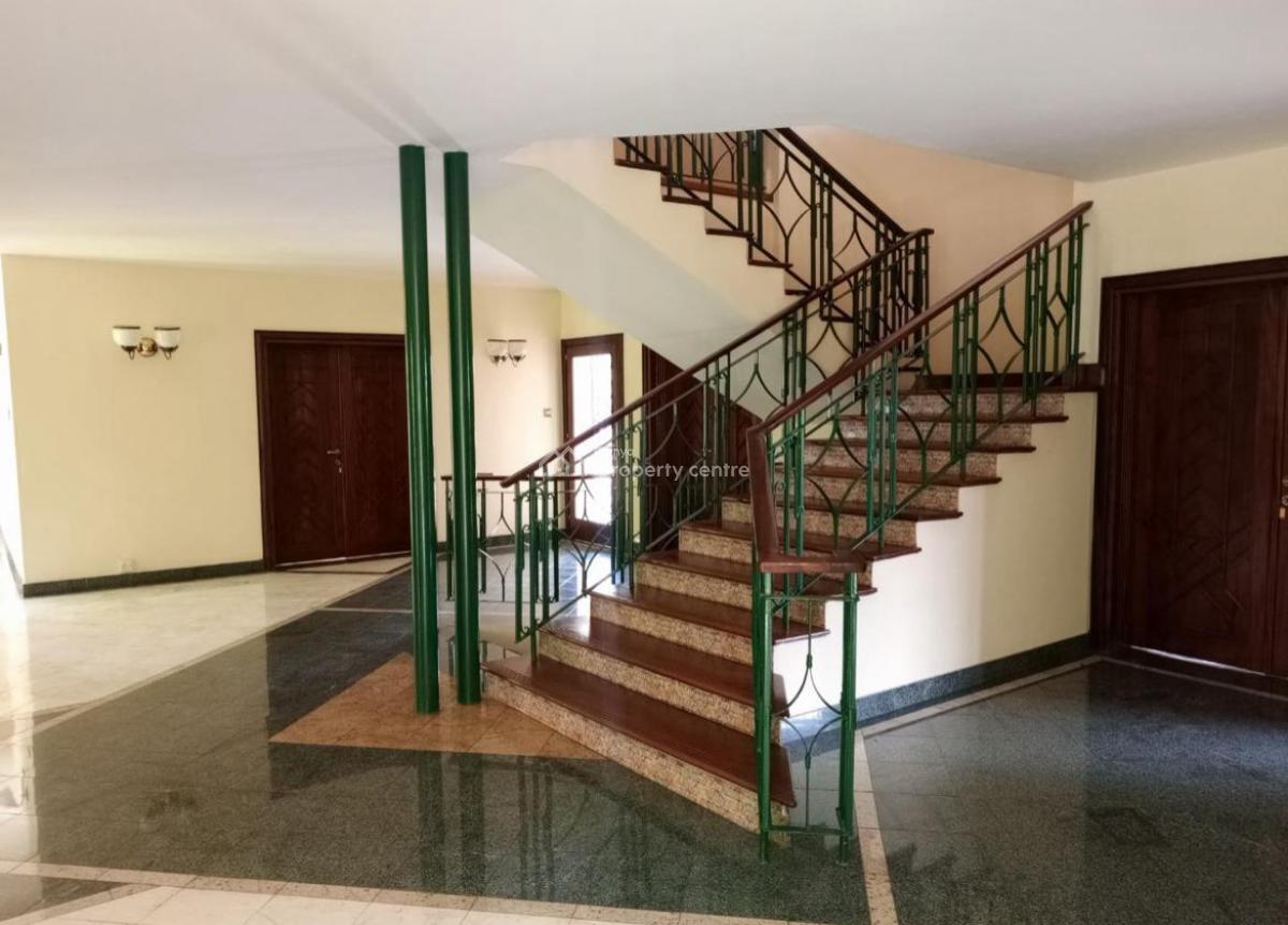 Amazing 4bedroom Home with 2dsq Office Pool on 1acre in Old Muthaiga., Muthaiga, Nairobi, House for Sale