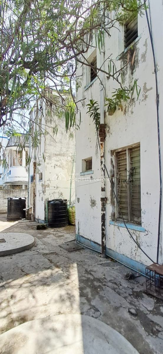 Block of Old Flats Comprising of 4 Units of 2 Bedrooms Flats, Tudor, Mombasa, Apartment for Sale