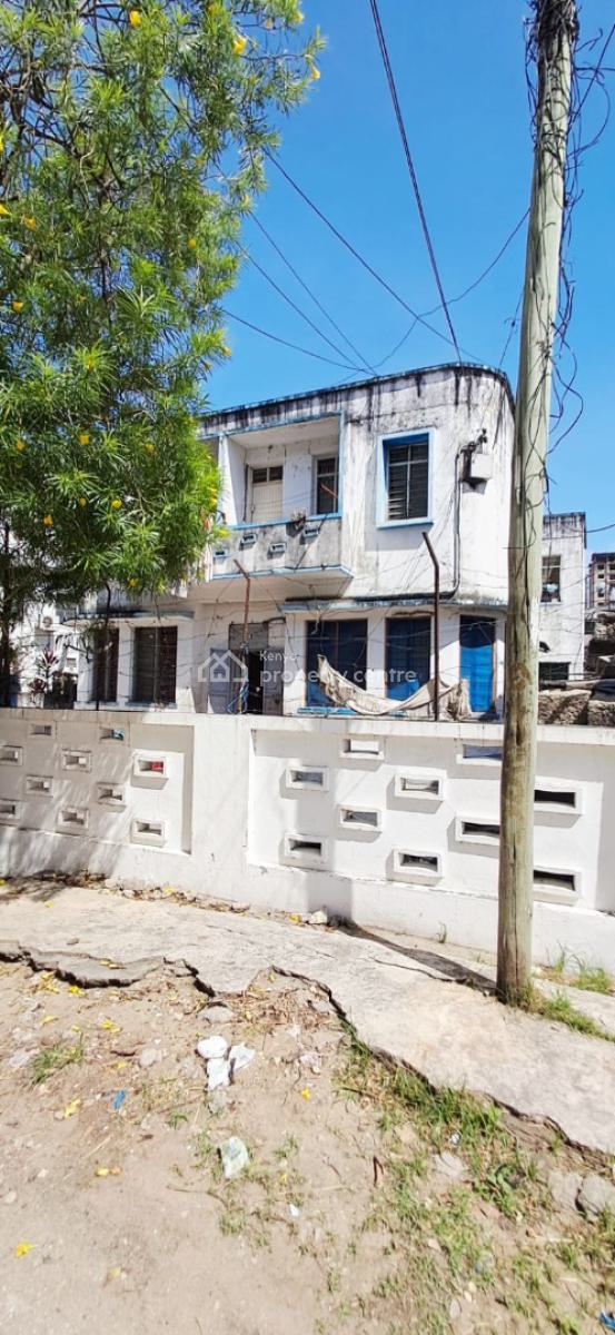 Block of Old Flats Comprising of 4 Units of 2 Bedrooms Flats, Tudor, Mombasa, Apartment for Sale
