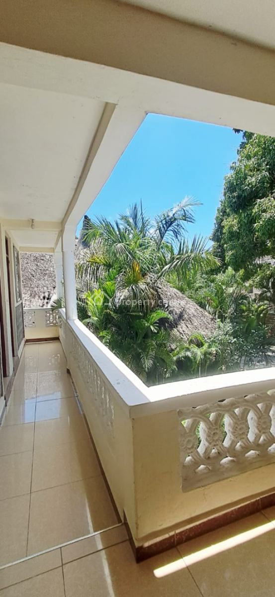 9 Rooms Operational Hotel Resorts, Mtwapa, Kilifi, Commercial Property for Sale