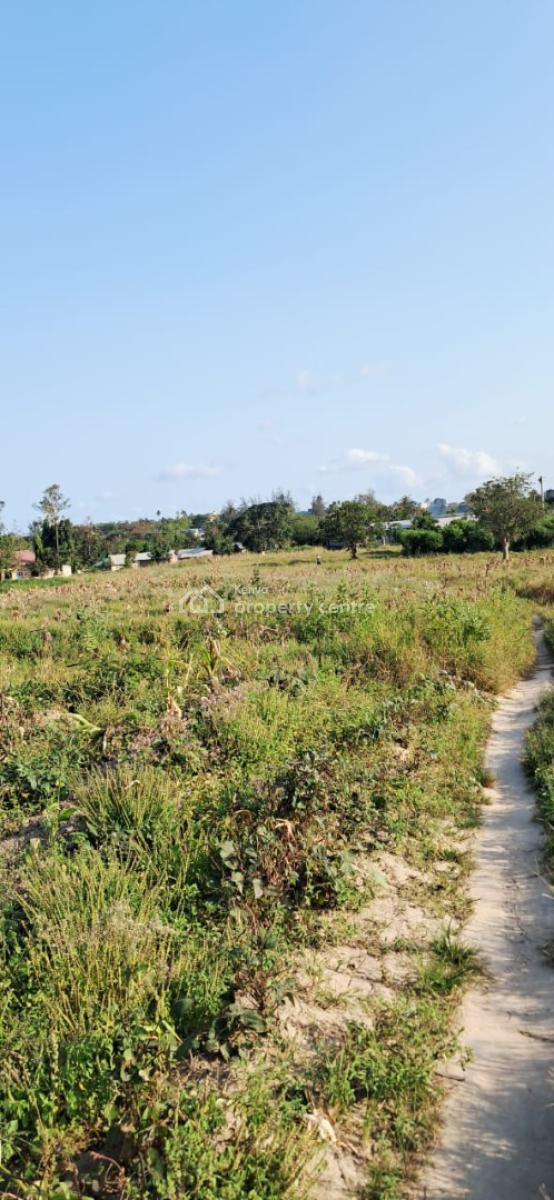 Prime 10 Acres Land Touching The Road, Mariakani, Kilifi, Land for Sale