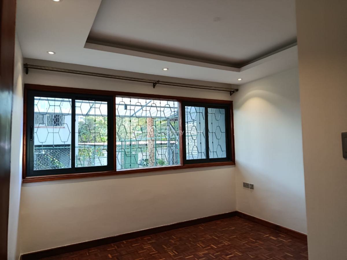 Newly-refurbished 4 Bedrooms Maisonette with Garden, Westlands, Westlands, Nairobi, House for Rent
