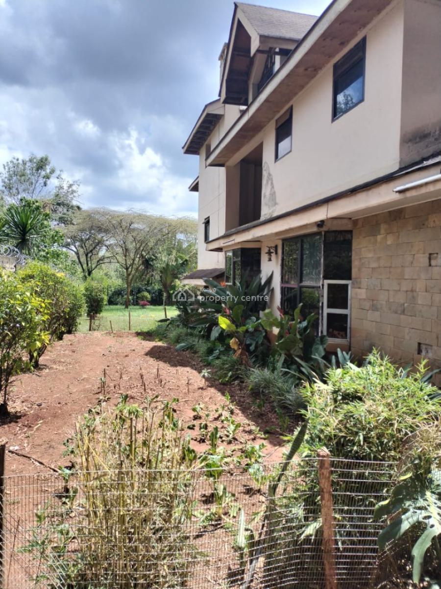 Elegant 5-bedroom Mansion, Karen, Nairobi, Townhouse for Sale