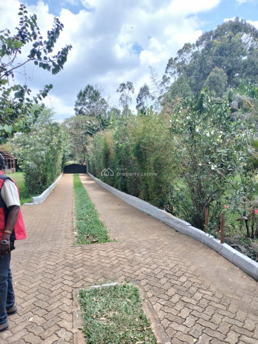 Elegant 5-bedroom Mansion, Karen, Nairobi, Townhouse for Sale