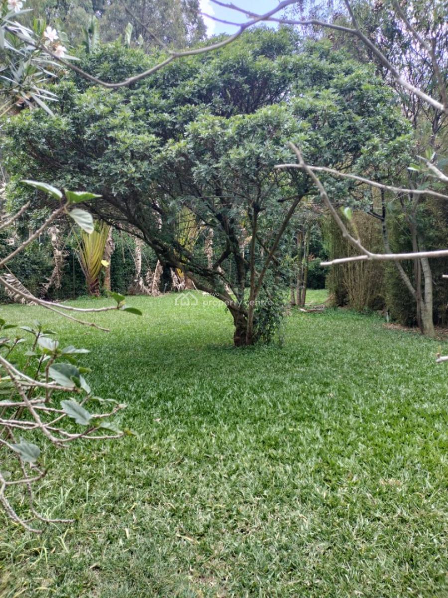 Elegant 5-bedroom Mansion, Karen, Nairobi, Townhouse for Sale