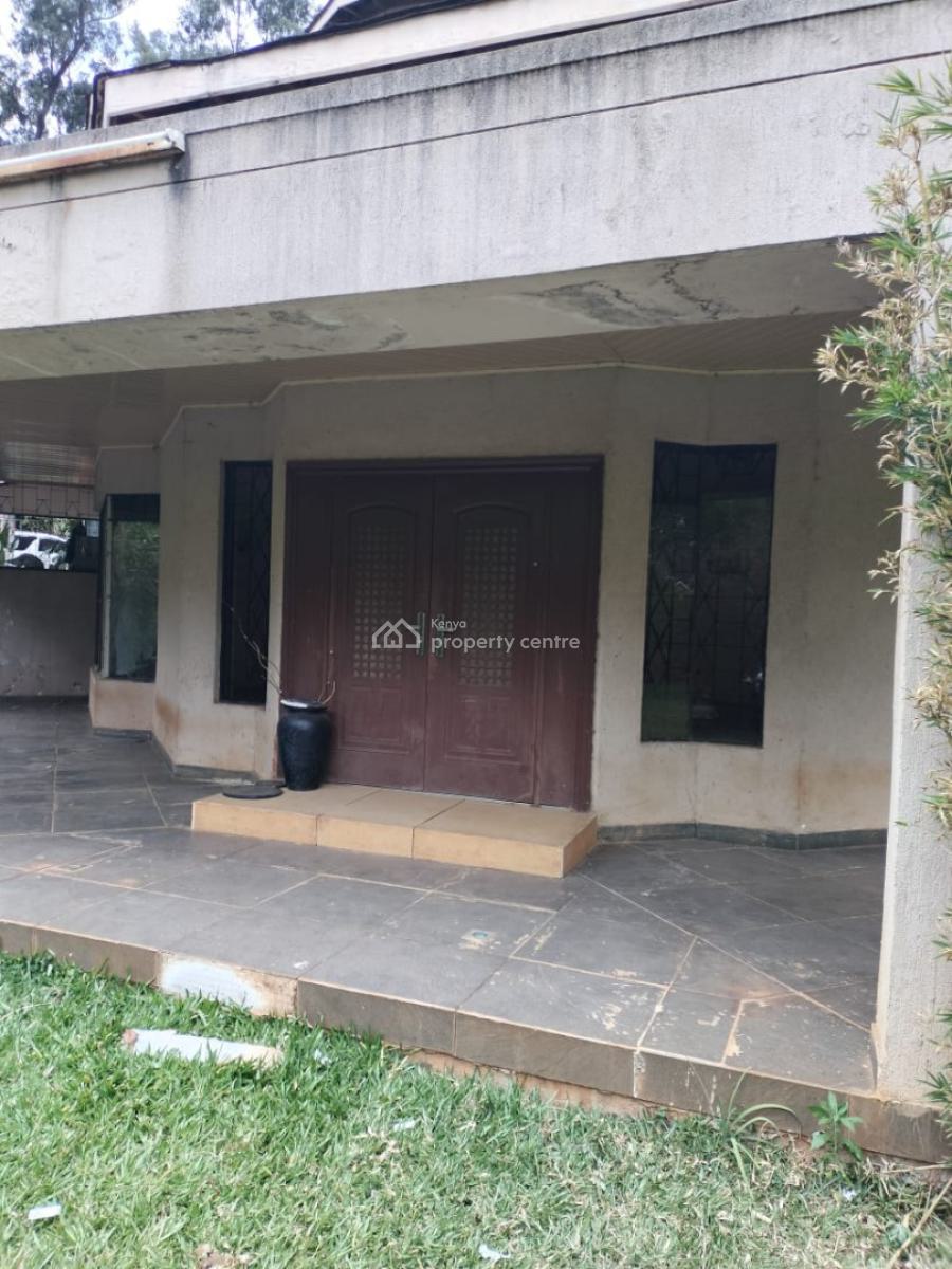 Elegant 5-bedroom Mansion, Karen, Nairobi, Townhouse for Sale