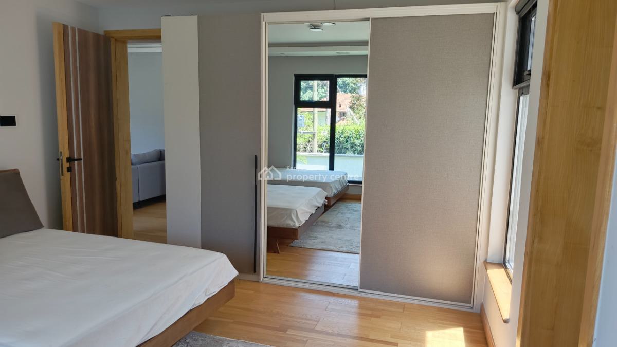 an Elegant Spacious 4 Bedroom Townhouse All Ensuite Plus 2dsq, Lavington, Nairobi, House for Sale