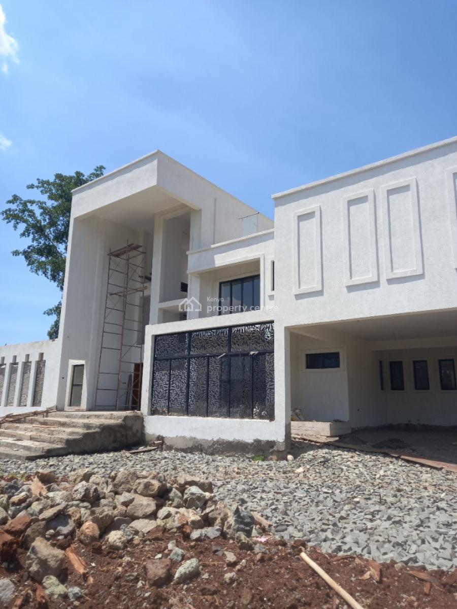 Ultra-modern 6 Bedrooms Luxury Villas, Karen, Nairobi, House for Sale