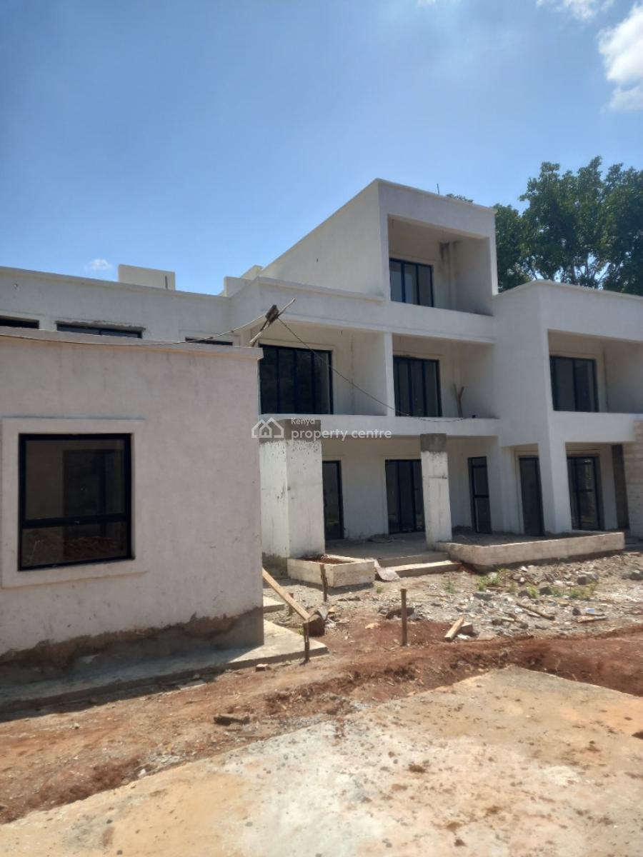 Ultra-modern 6 Bedrooms Luxury Villas, Karen, Nairobi, House for Sale