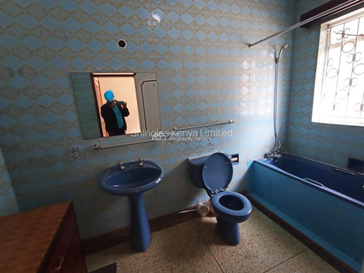 an Elegant 5 Bedroom Townhouse Sitted on 0.5 Acres of Land, Lavington, Nairobi, House for Sale