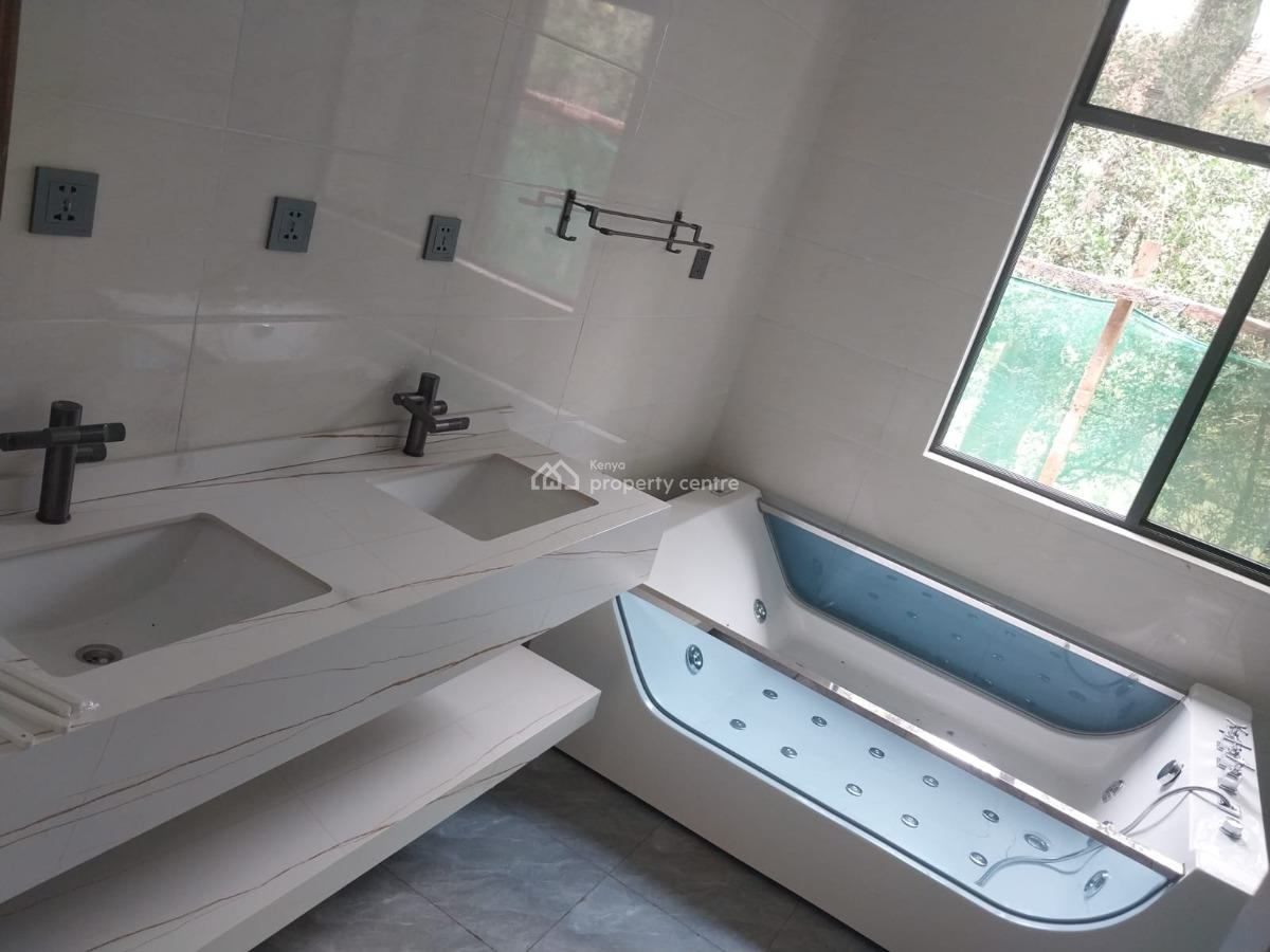 an Elegant Spacious 5 Bedroom Townhouse All Ensuite Plus Dsq, Lavington, Nairobi, House for Sale
