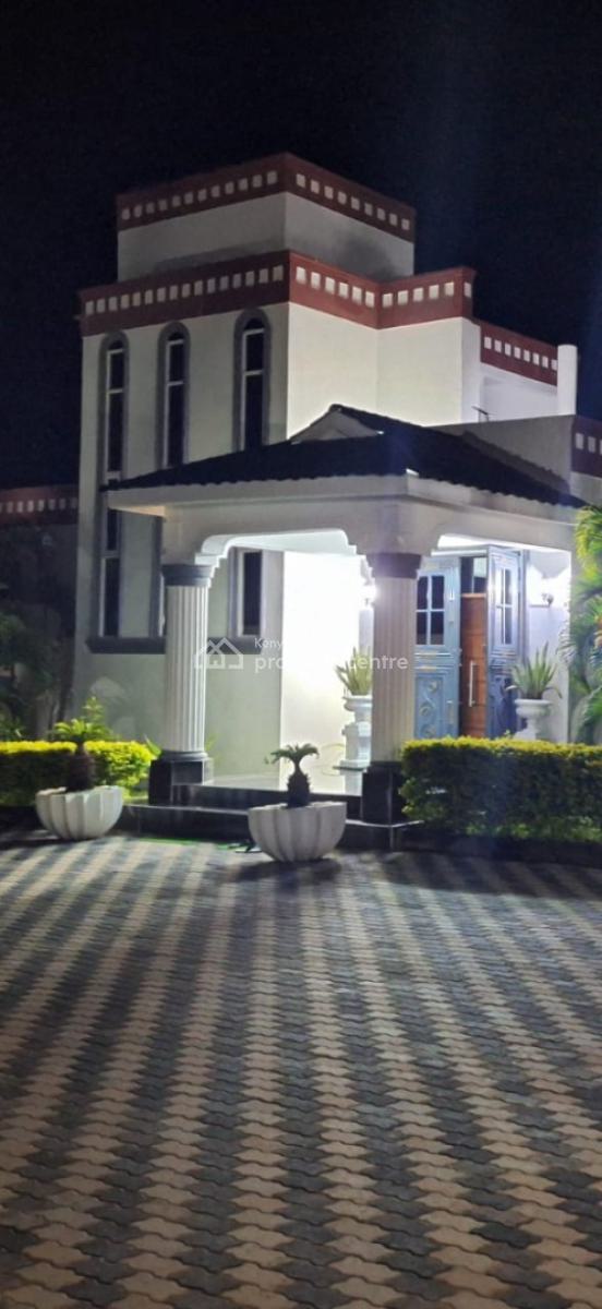 Furnished Beautiful House Near The Ocean, Kombani, Diani, Ukunda, Kwale, Detached Duplex for Sale