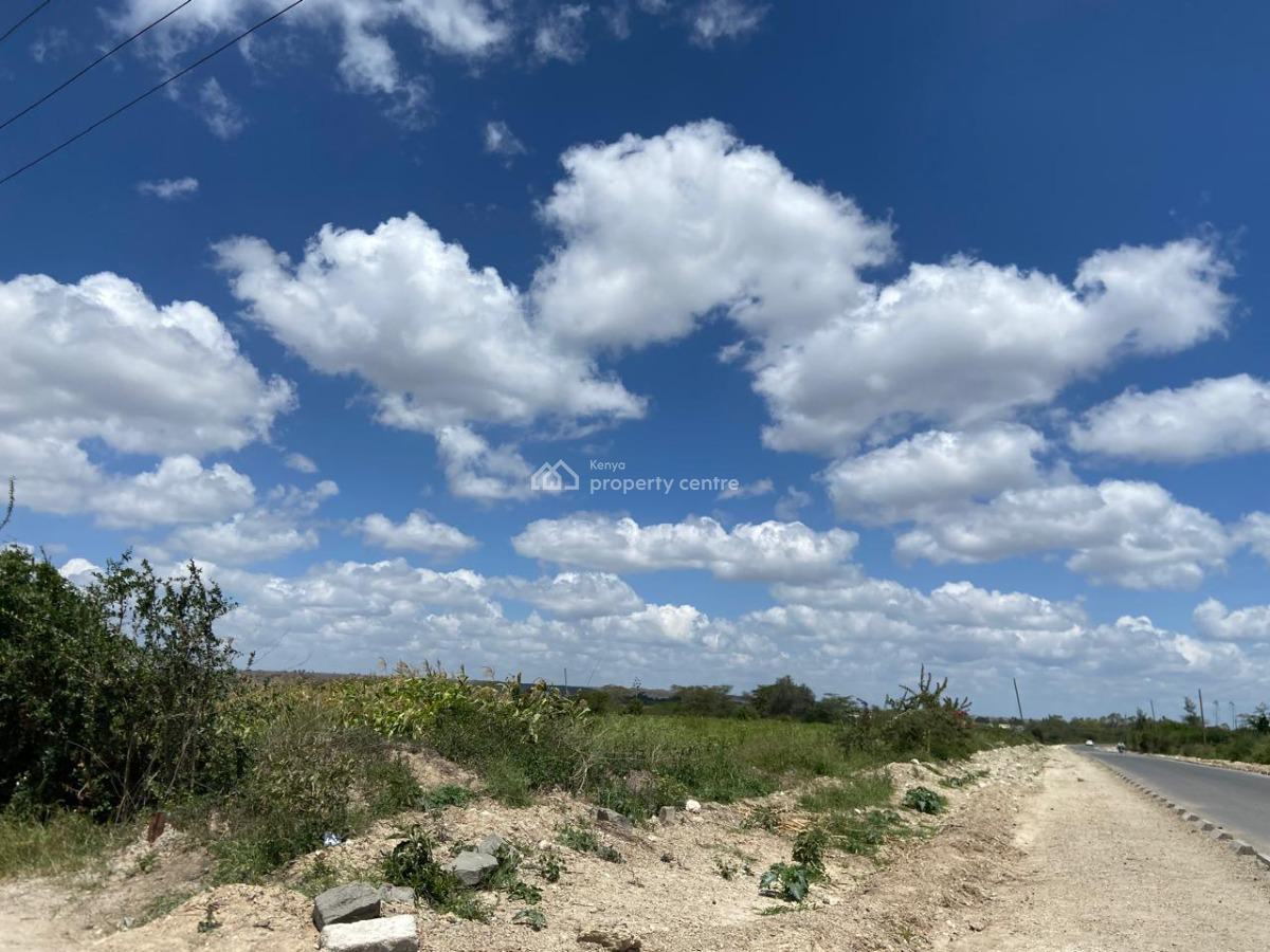 Prime Land Touching Tarmac, Mutongoni,, Athi River, Machakos, Mixed-use Land for Sale