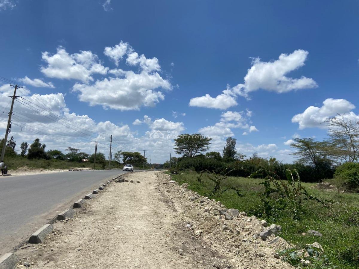 Prime Land Touching Tarmac, Mutongoni,, Athi River, Machakos, Mixed-use Land for Sale