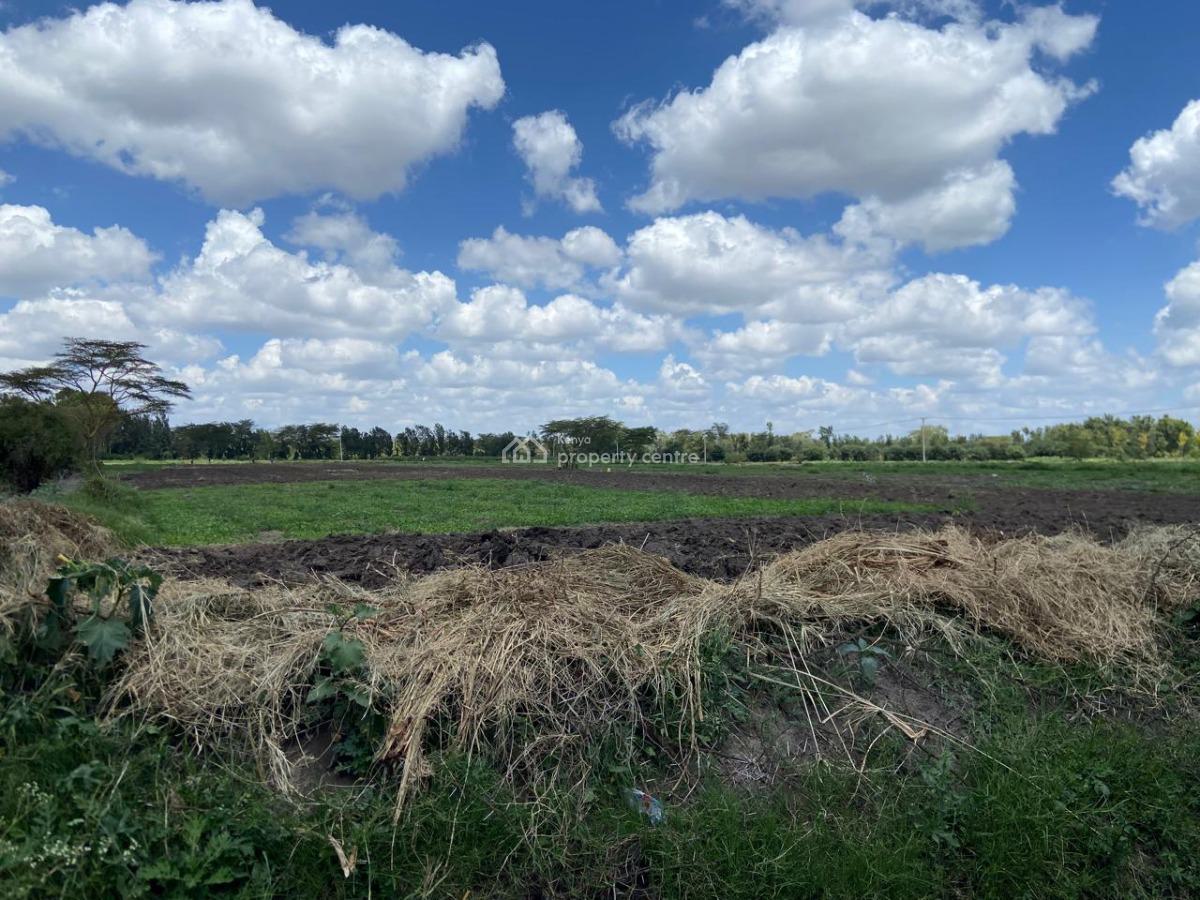 Prime Land Touching Tarmac, Mutongoni,, Athi River, Machakos, Mixed-use Land for Sale