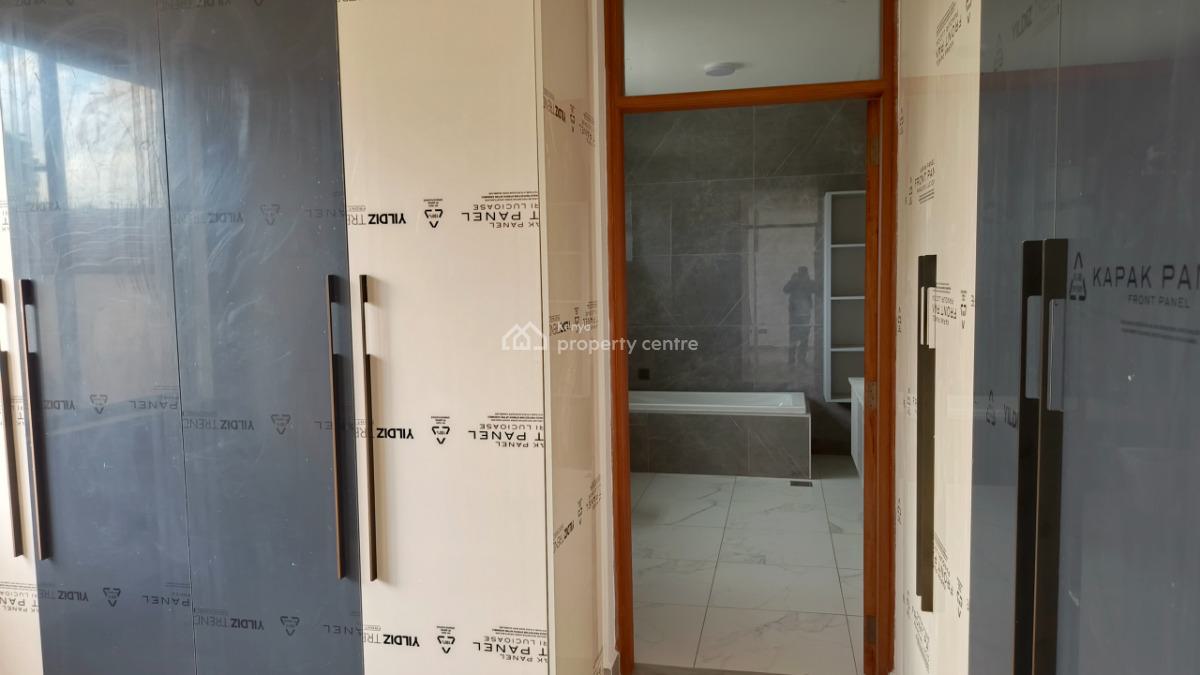 an Excellent 5 Bedroom Townhouse All Ensuite Plus 2dsq, Apple Cross, Lavington, Nairobi, House for Sale