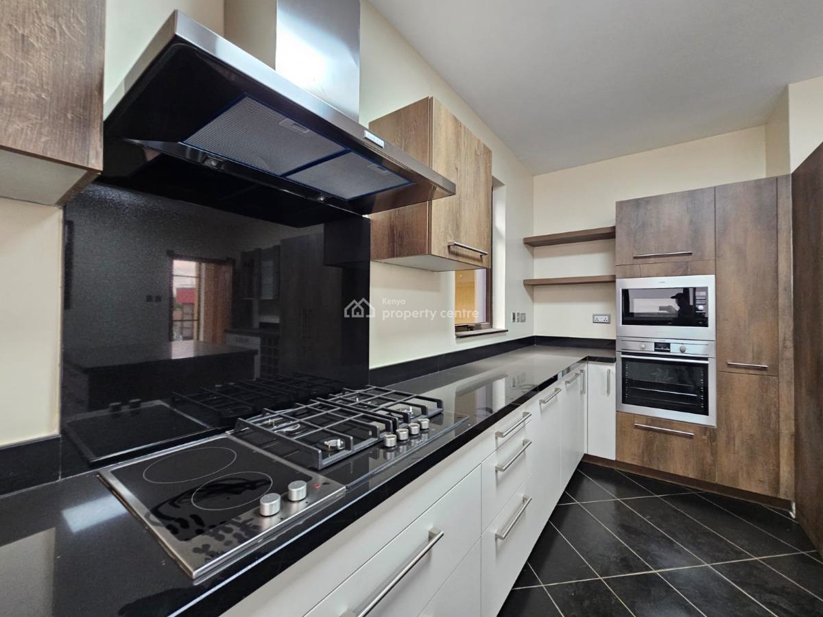 an Excellent Spacious 5 Bedroom Townhouse All Ensuite Plus 2dsq, Lavington, Nairobi, House for Sale
