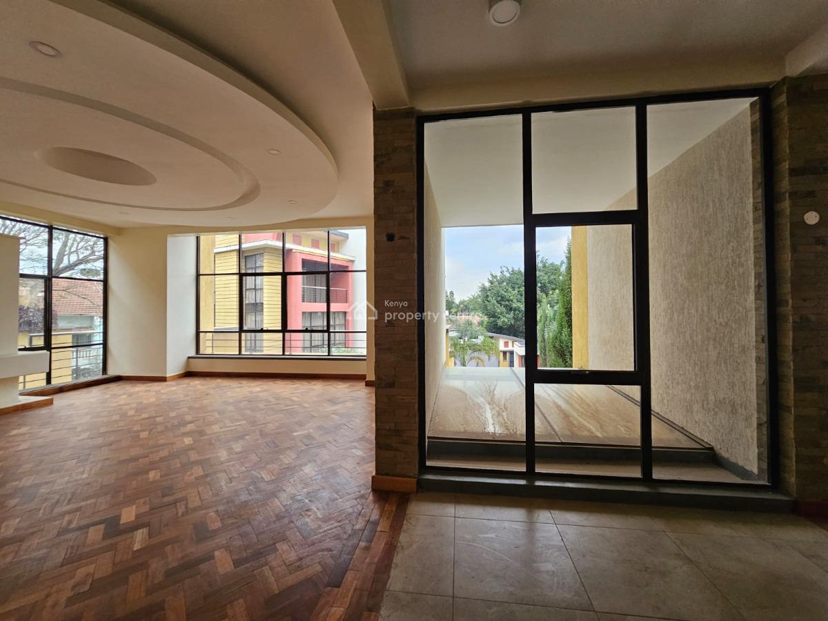an Excellent Spacious 5 Bedroom Townhouse All Ensuite Plus 2dsq, Lavington, Nairobi, House for Sale