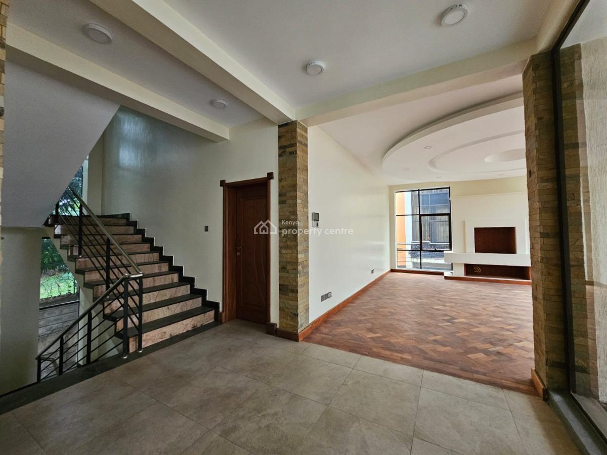 an Excellent Spacious 5 Bedroom Townhouse All Ensuite Plus 2dsq, Lavington, Nairobi, House for Sale