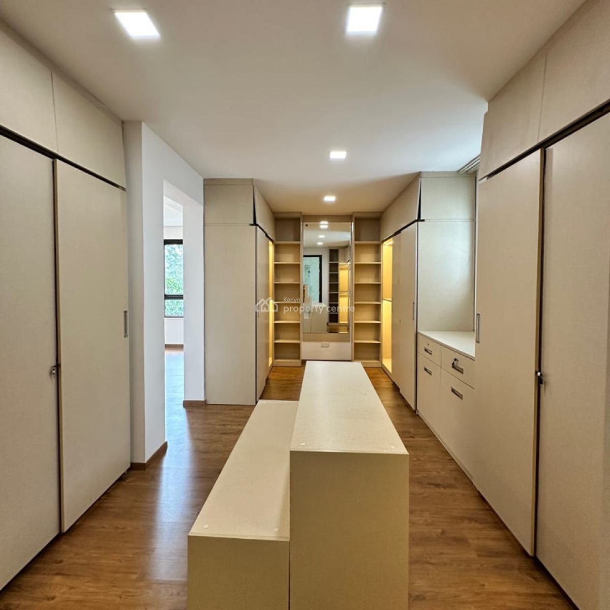 Luxury 4-bedroom All-en-suite Townhouse in Gated Community, Peponi Road, Westlands, Nairobi, House for Sale