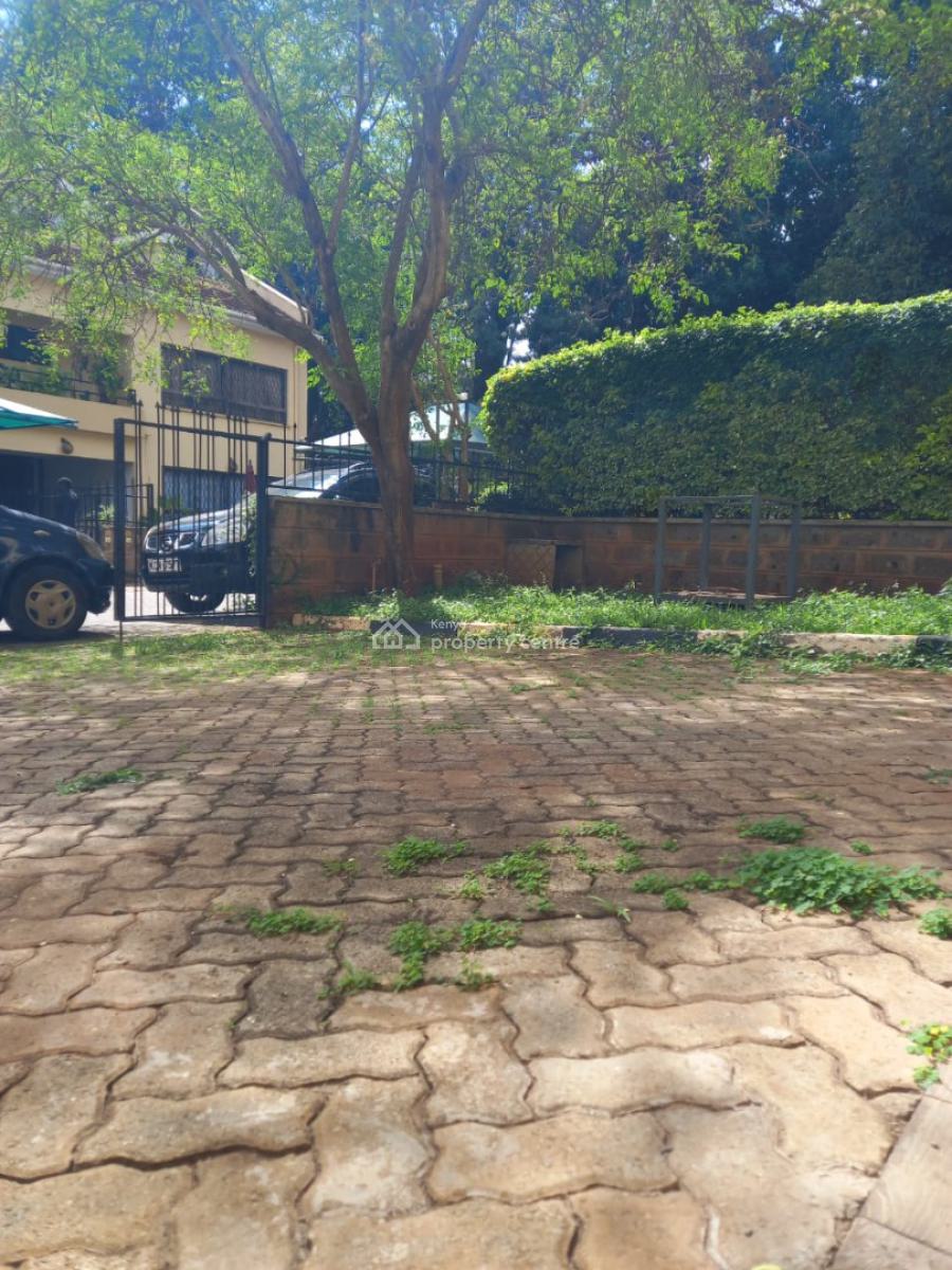 5 Bedrooms All Ensuite Townhouse in a Gated Community., Lavington, Nairobi, Townhouse for Rent