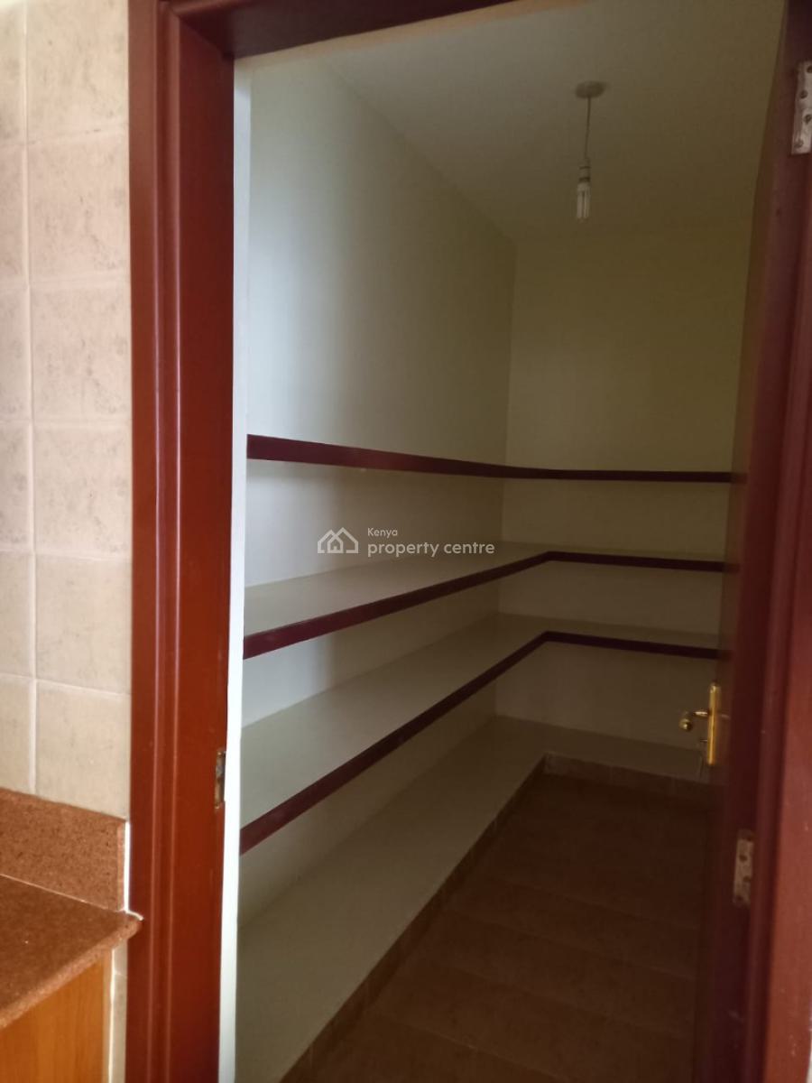 5 Bedrooms All Ensuite Townhouse in a Gated Community., Lavington, Nairobi, Townhouse for Rent