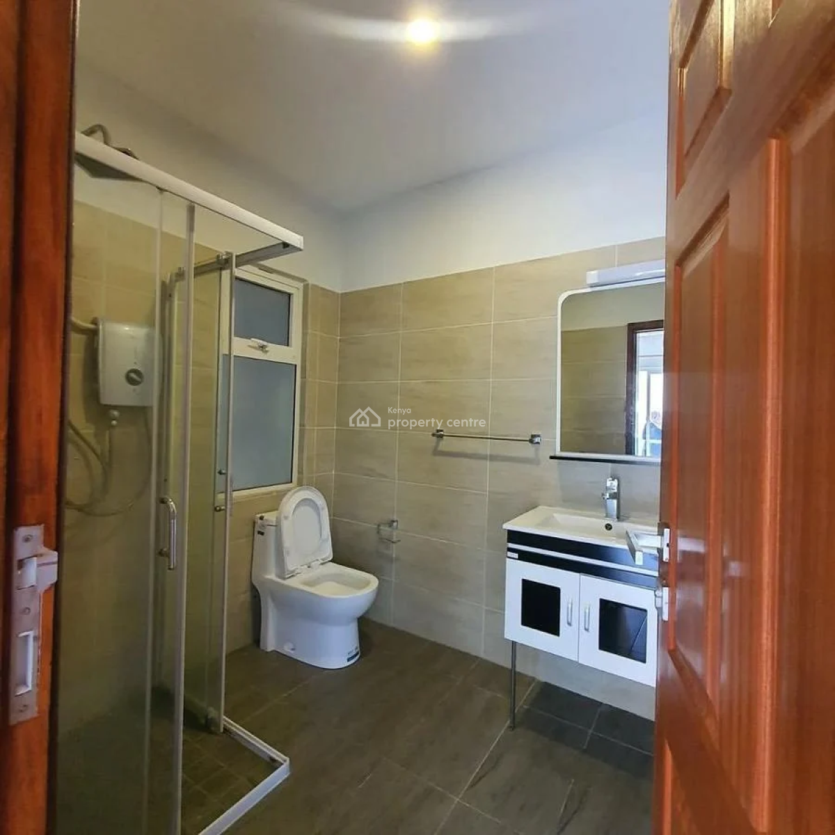 2 Bedroom Apartment with Ensuite in Kileleshwa., Kileleshwa, Nairobi, Apartment for Rent