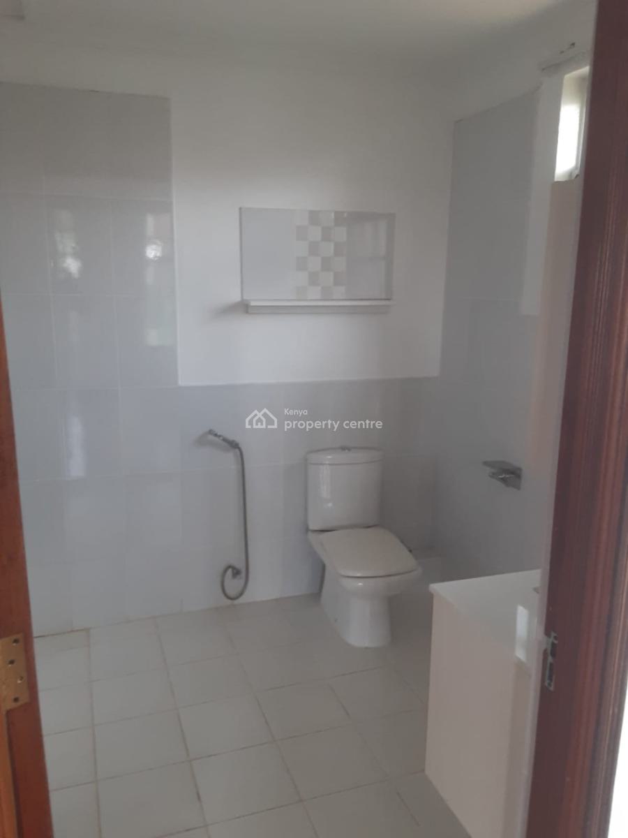 4 Bedroom House Available in Rosslyn Near Astrol All Ensuite, Rosslyne, Rosslyn, Westlands, Nairobi, Townhouse for Sale