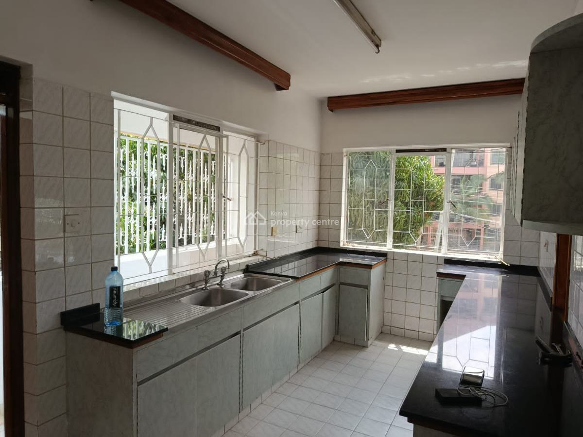 Spacious 2 Bedrooms Apartment with a Bathtub, Off State House Avenue, Kilimani, Nairobi, Apartment for Rent