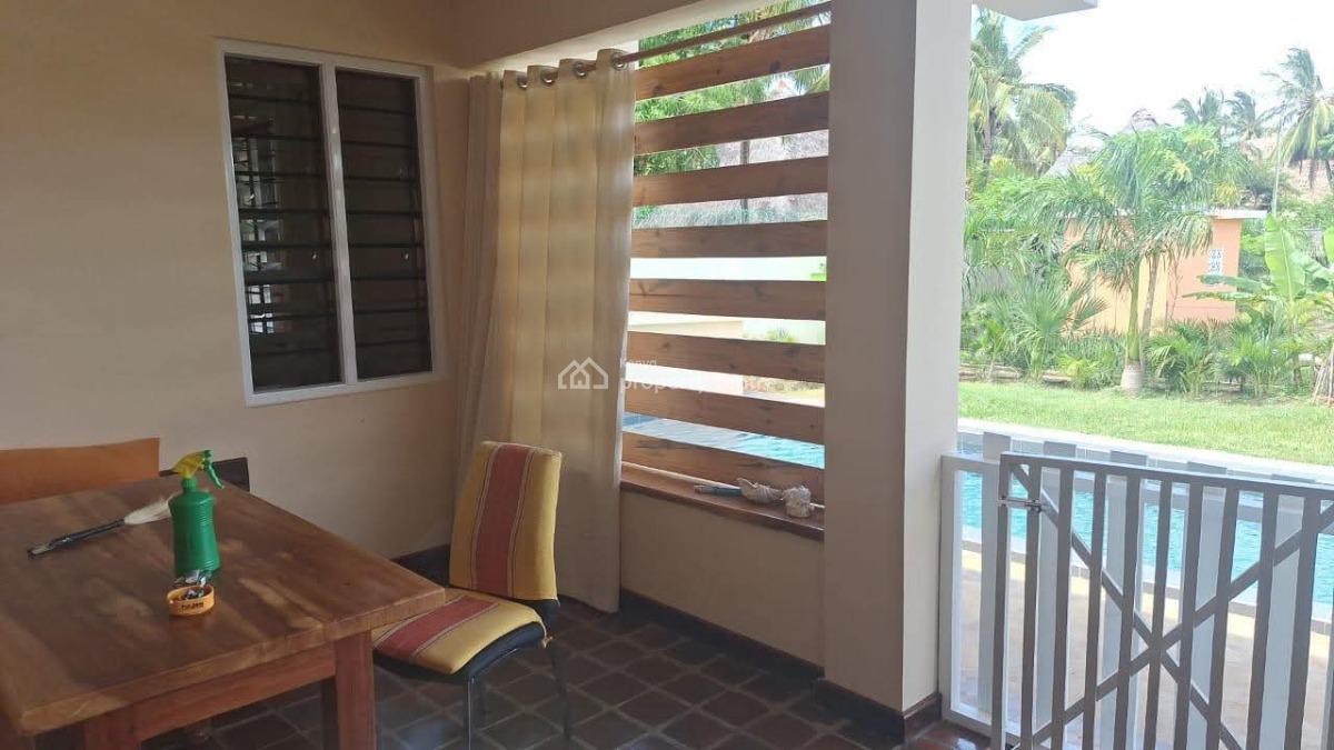 3 Bedroom House with Swimming Pool, Furnished, Phmv+6gj Diani Beach, Ukunda, Kwale, Terraced Bungalow for Sale