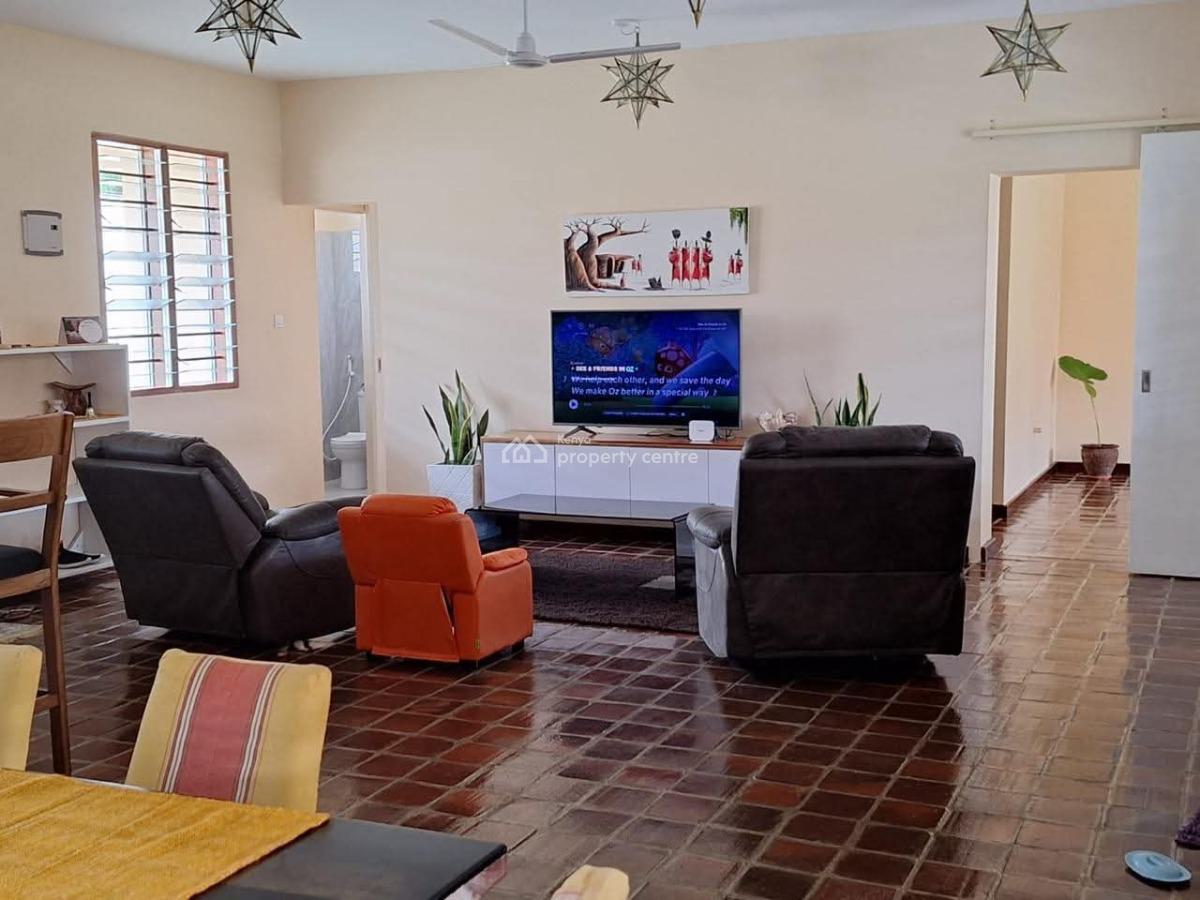 3 Bedroom House with Swimming Pool, Furnished, Phmv+6gj Diani Beach, Ukunda, Kwale, Terraced Bungalow for Sale