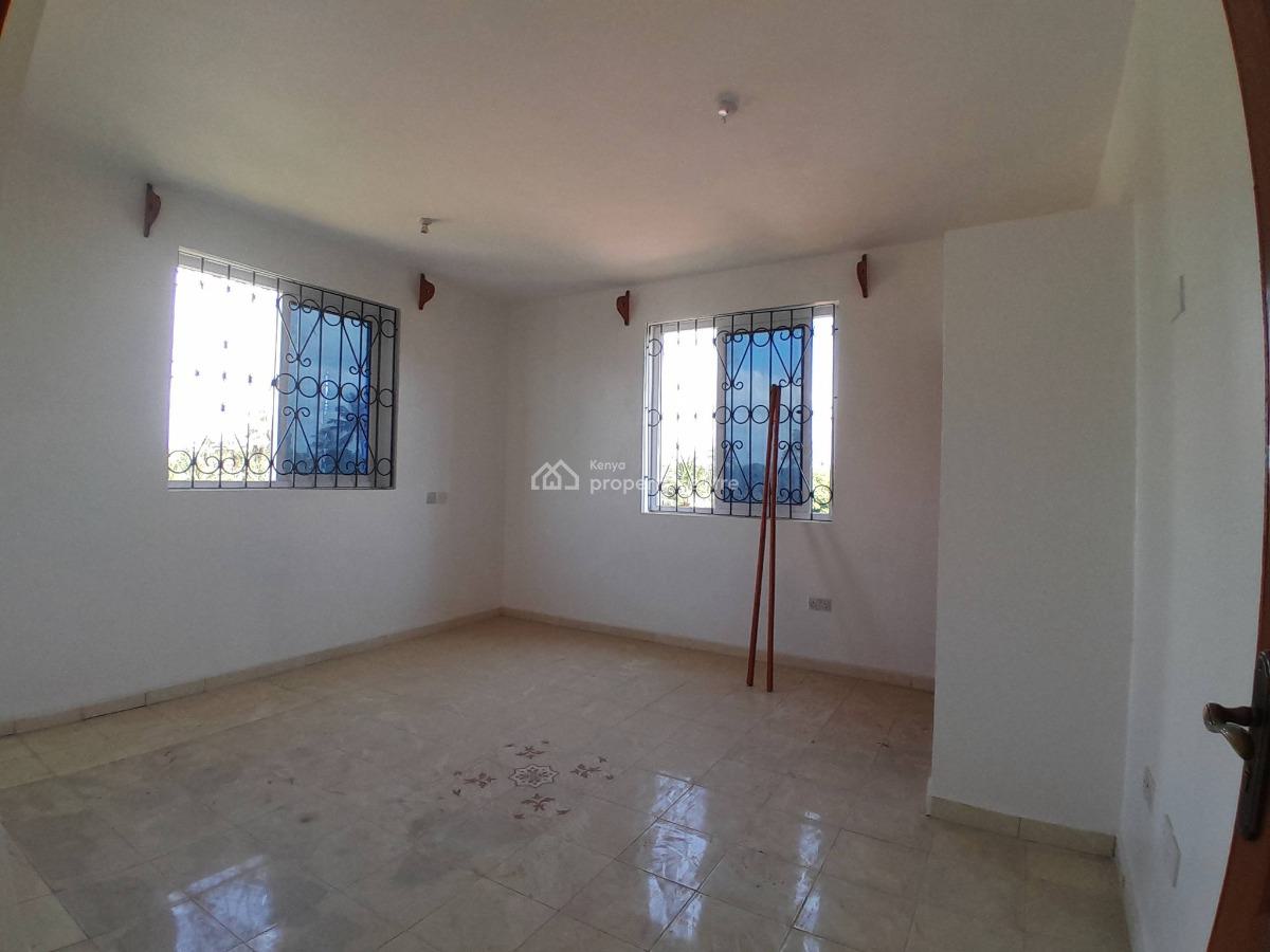 Remote Spacious 1 Bedroom Apartment Located Near Kwa Jeki Area, Mtwapa, Kwa Jeki Area, Mtwapa, Mtwapa, Kilifi, Apartment for Rent