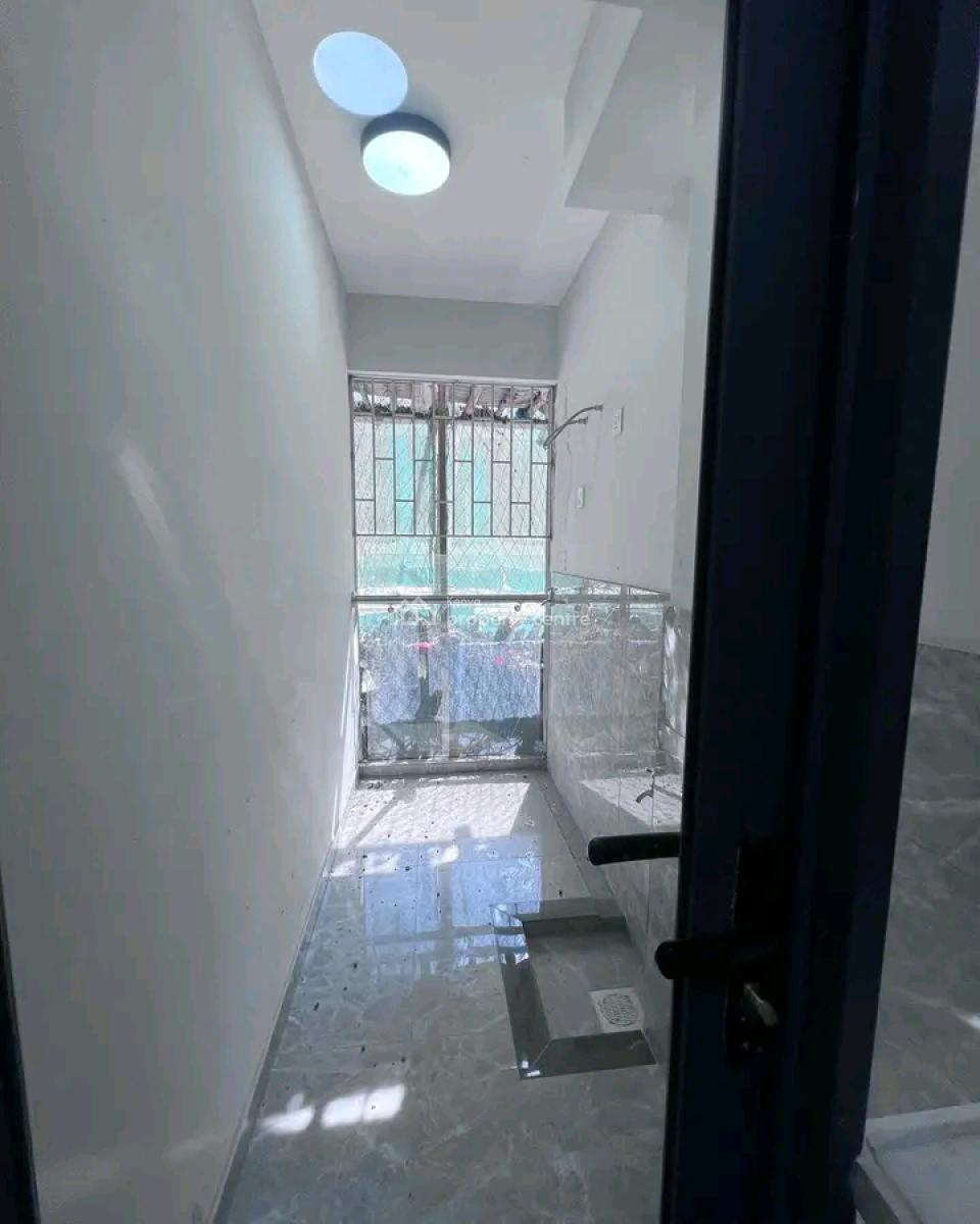 Cheap 2 Bedroom Apartment, Near Yaya, Kilimani, Nairobi, Apartment for Rent