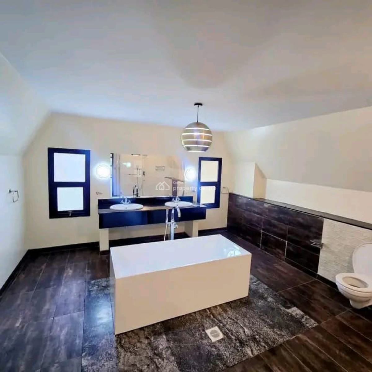 Opulent 5 Bedroom House with 2 Dsqs  in Karen, Nairobi, Karen, Nairobi, House for Sale